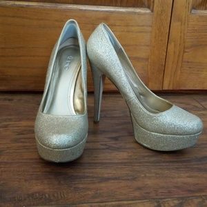 Aldo gold glitter heels
